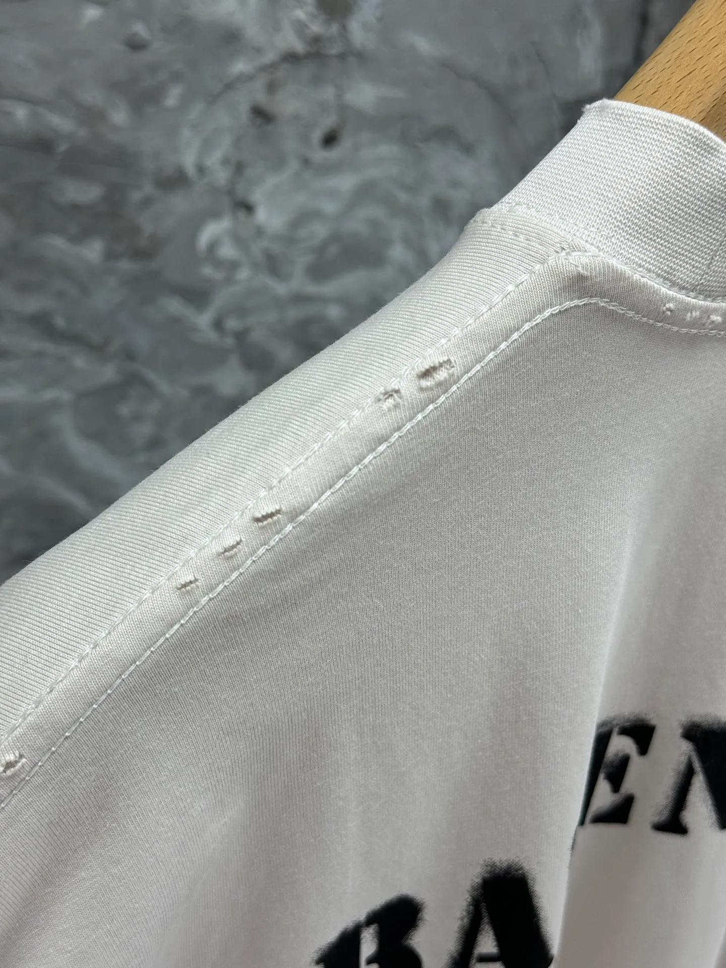 BALENCI*GA logo . 280g ， . .os Same Style -Color：Black White -SIZE：XS S M L 8605#